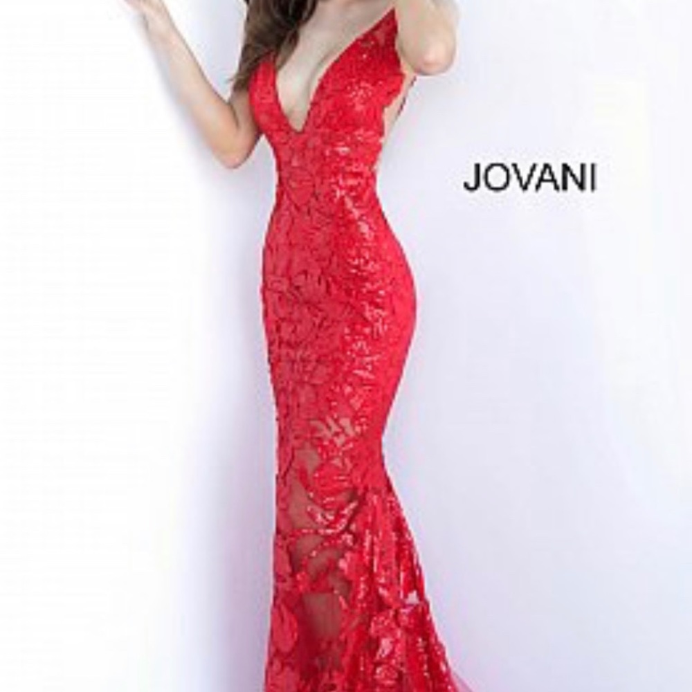Red Jovani Prom dress !!